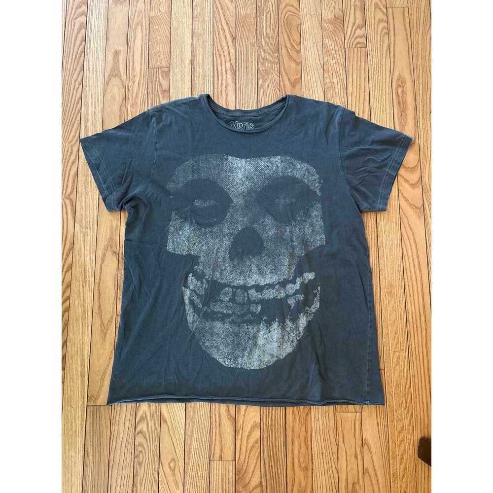 Unisex cotton graphic tee tshirt misfits gray faded raw hem crew neck womens men